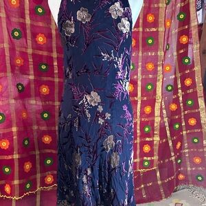 Elegant Floral Velvet Burnout Purple Dress 90s Vintage
